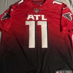 Excellent condition Atlanta Falcons Julio Jones NFL jersey!